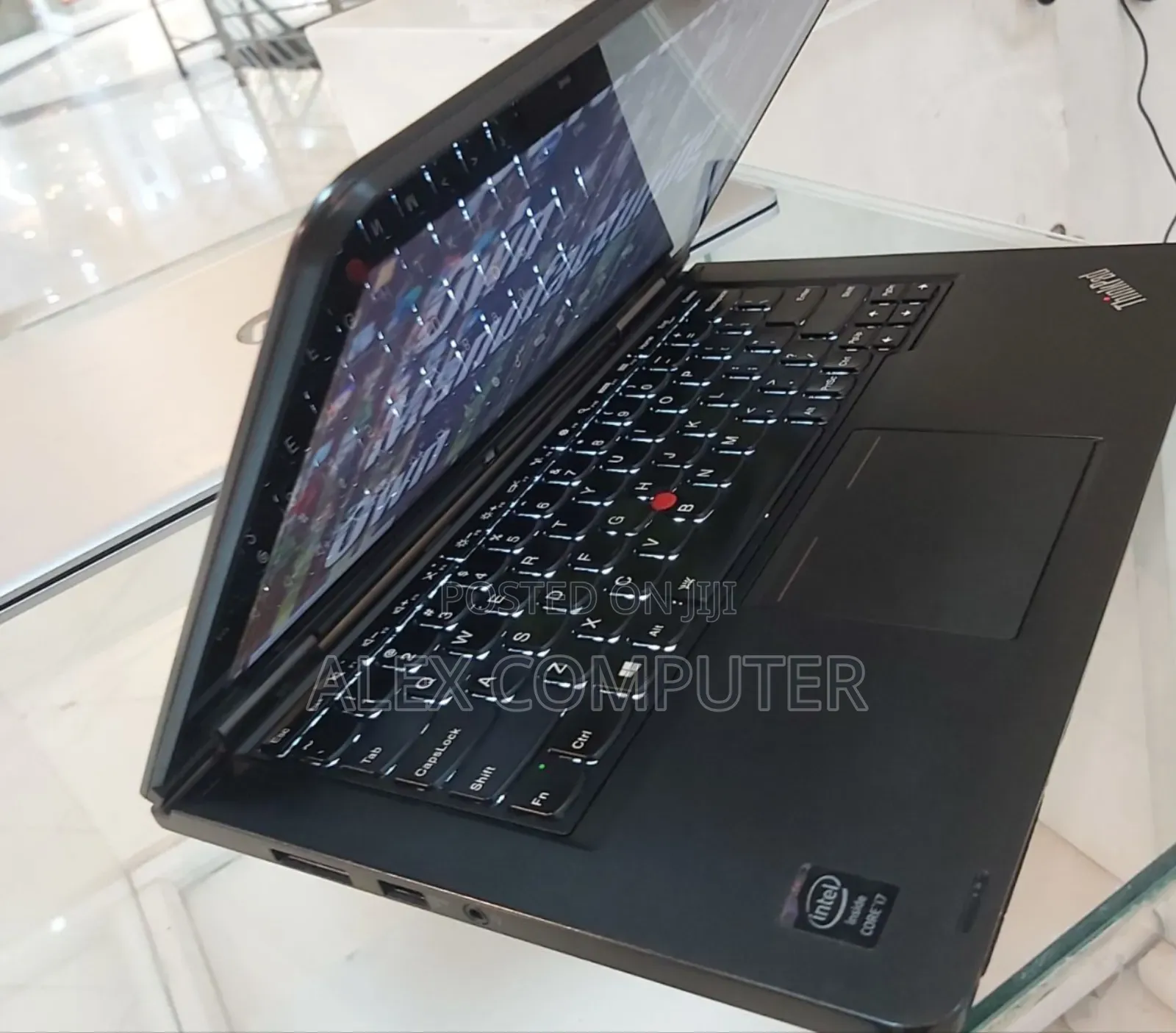 New Laptop Lenovo ThinkPad Yoga 8GB Intel Core I7 SSD 256GB