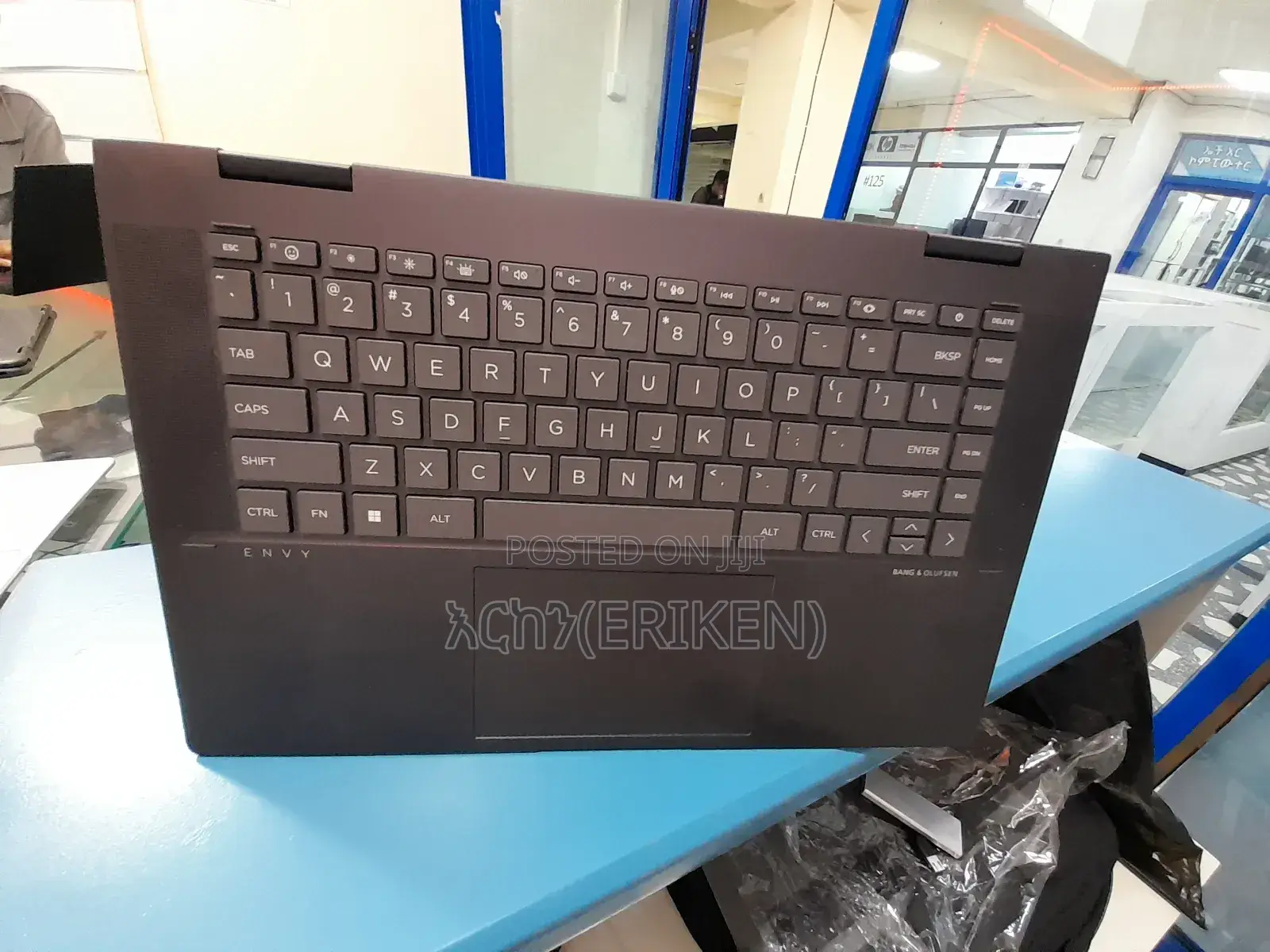 New Laptop HP Envy X360 8GB AMD Ryzen 5 SSD 512GB