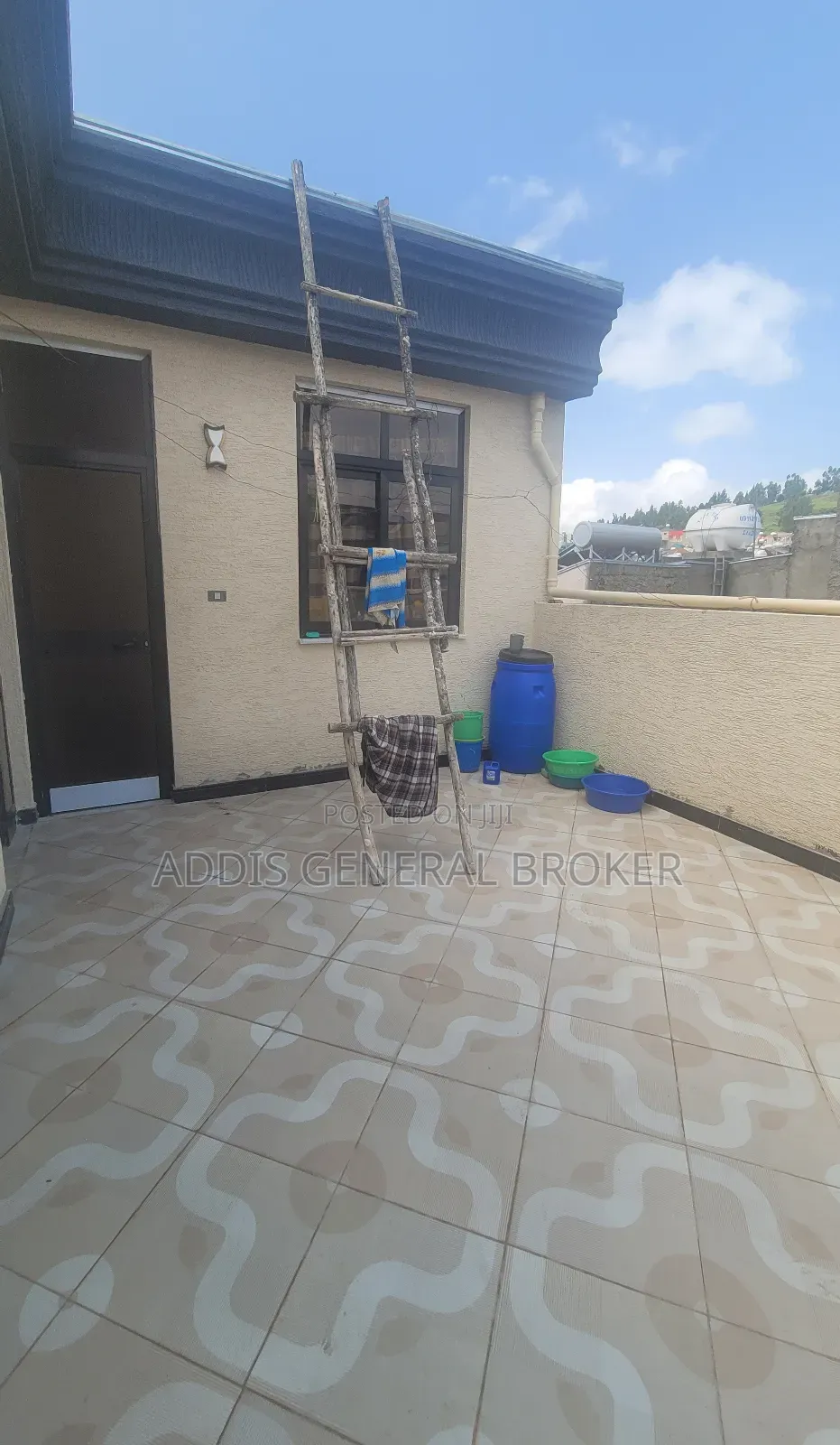 5bdrm House in ሀይሌ ጋርመንት, Nifas Silk-Lafto for sale