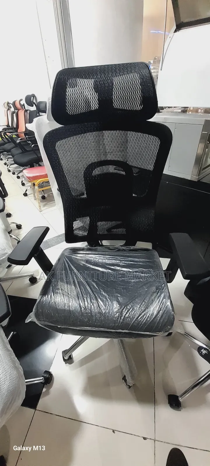 Ergonomic Managerial Chair