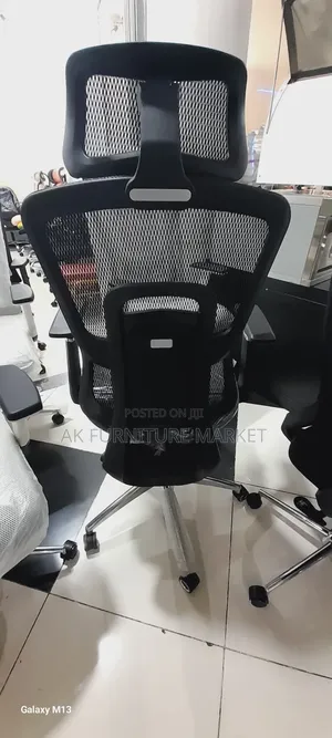 Ergonomic Managerial Chair