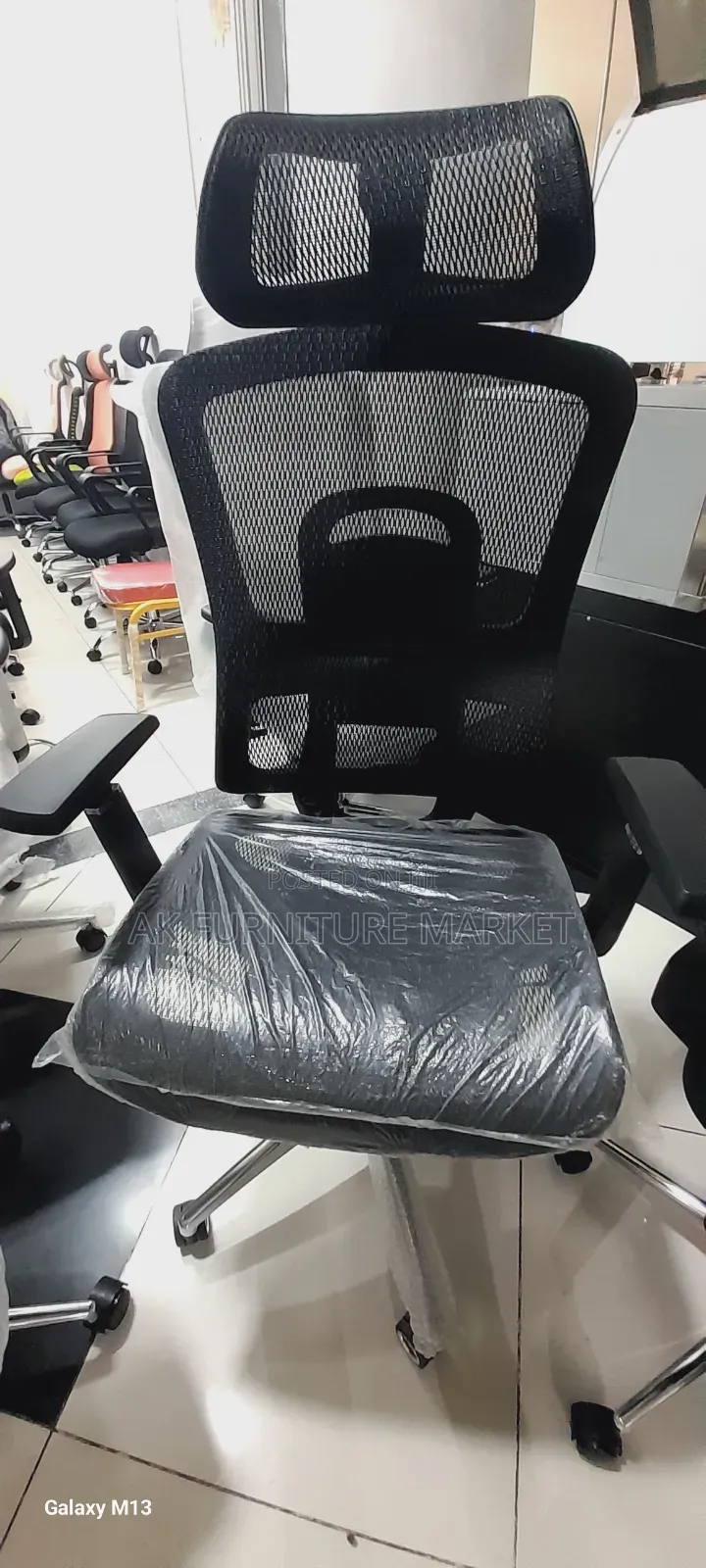 Ergonomic Managerial Chair