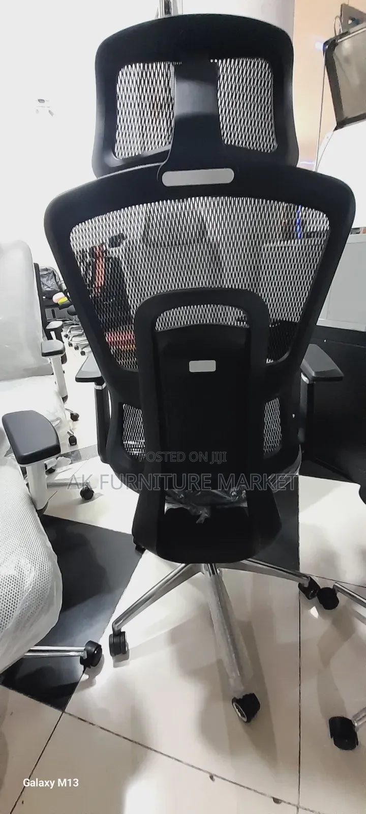 Ergonomic Managerial Chair