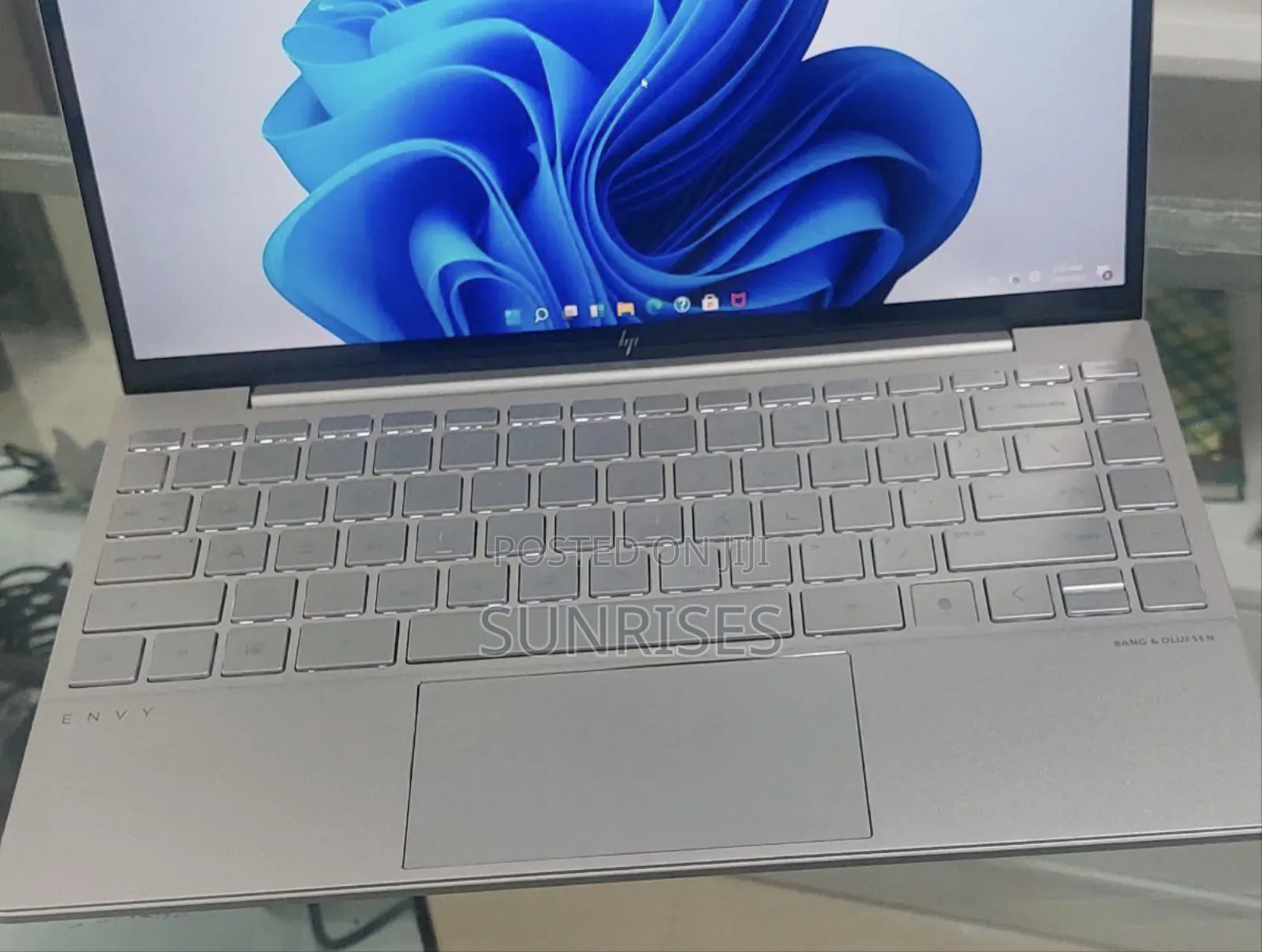 New Laptop HP Envy 13 8GB Intel Core I7 SSD 512GB