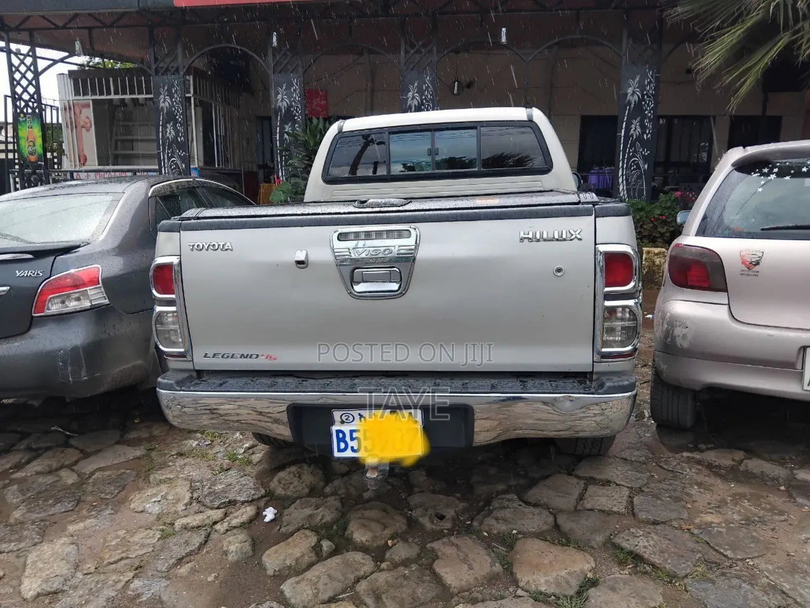Toyota Hilux 2013 Silver