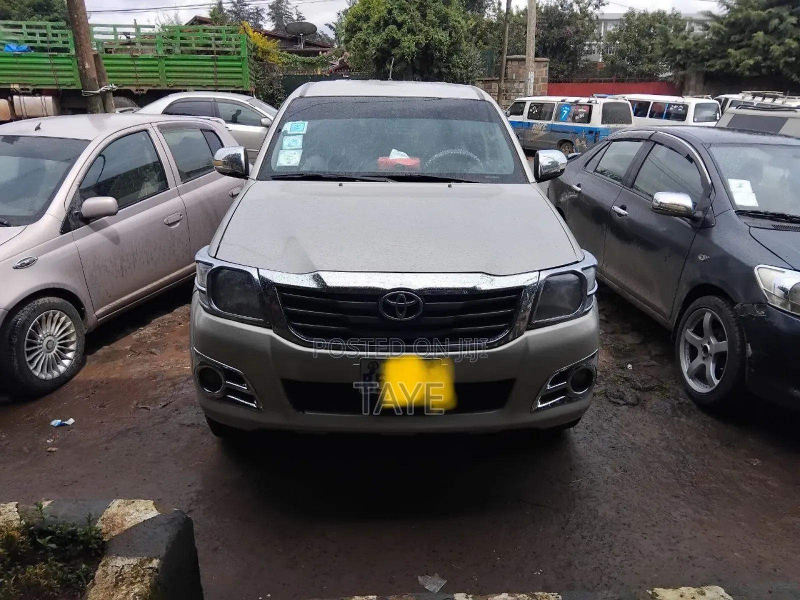 Toyota Hilux 2013 Silver