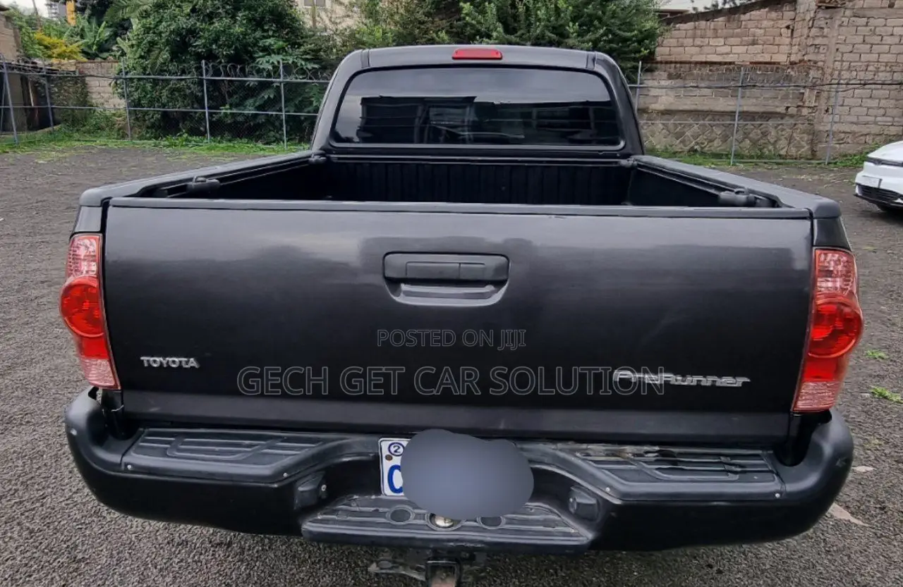 Toyota Tacoma 2015 Black