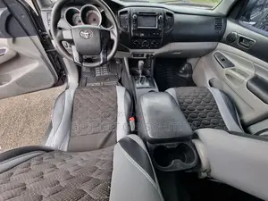 Toyota Tacoma 2015 Black