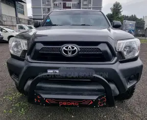 Toyota Tacoma 2015 Black