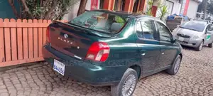 Photo - Toyota Platz 2001 Green