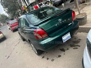 Toyota Platz 2001 Green