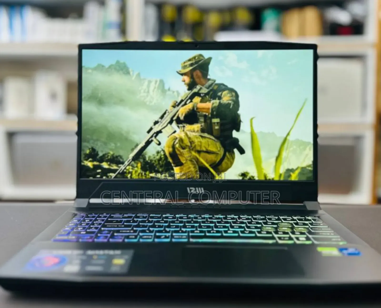 New Laptop MSI Crosshair 15 B12U 16GB Intel Core I7 SSD 512GB