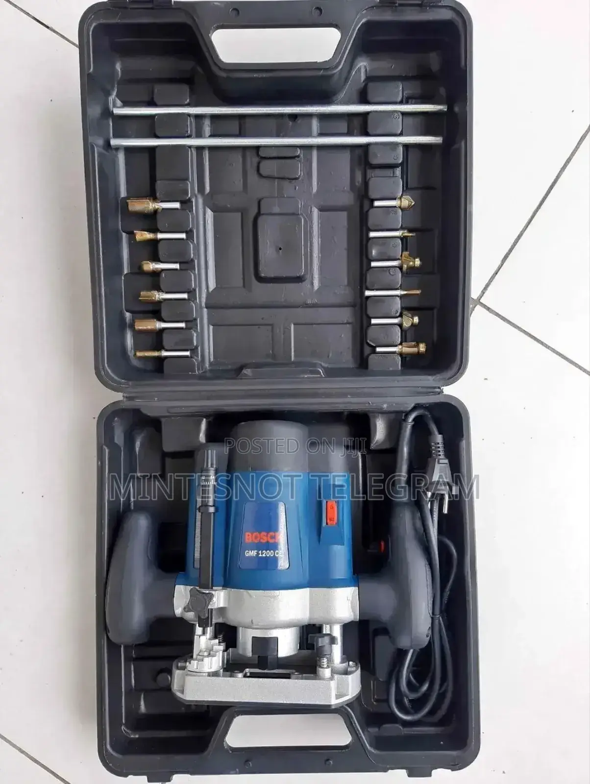 Bosch Router With Accessories