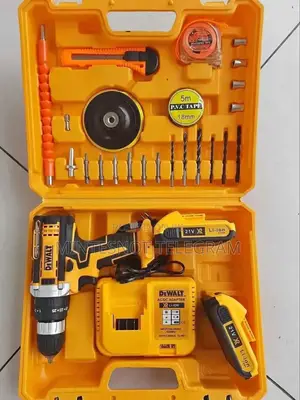 Dewalt Chargeable Drill With Accessories