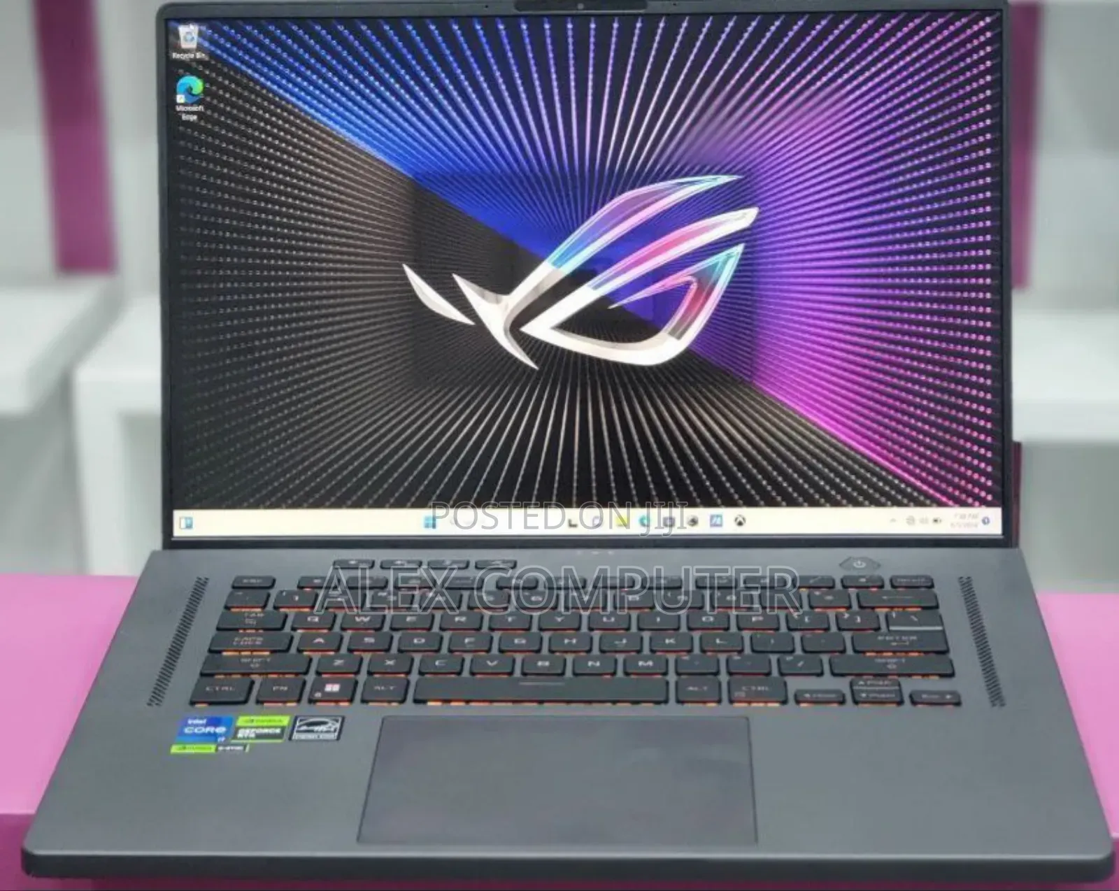 New Laptop Asus ROG Zephyrus G16 16GB Intel Core I7 SSD 512GB