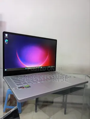 New Laptop Asus ROG Zephyrus G14 16GB AMD Ryzen 7 SSD 512GB