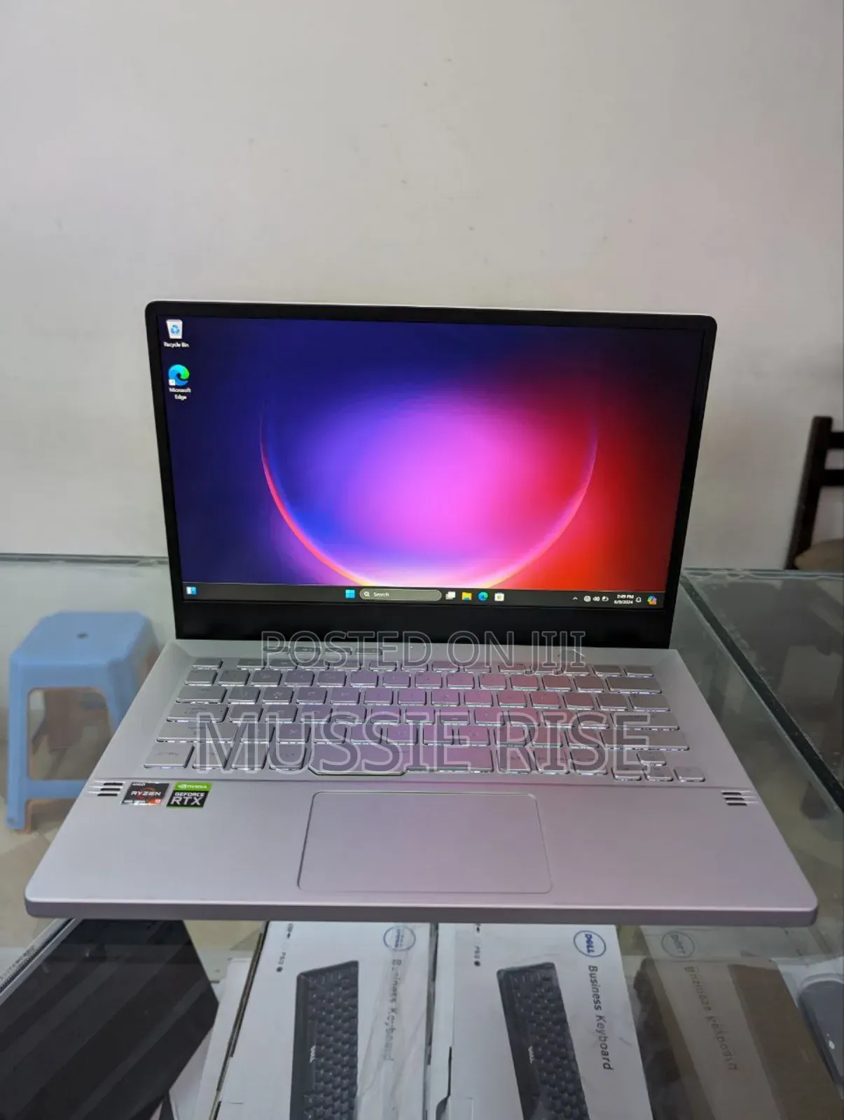 New Laptop Asus ROG Zephyrus G14 16GB AMD Ryzen 7 SSD 512GB