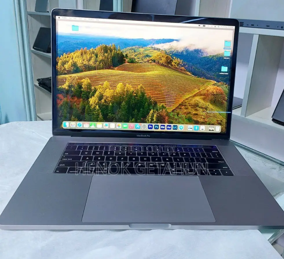 New Laptop Apple MacBook Pro 2019 32GB Intel Core I9 SSD 512GB