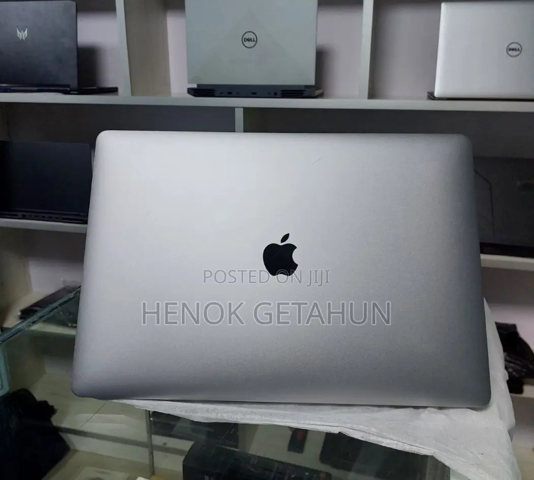 New Laptop Apple MacBook Pro 2019 32GB Intel Core I9 SSD 512GB