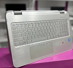 Laptop HP Envy X360 8GB Intel Core I5 HDD 1T