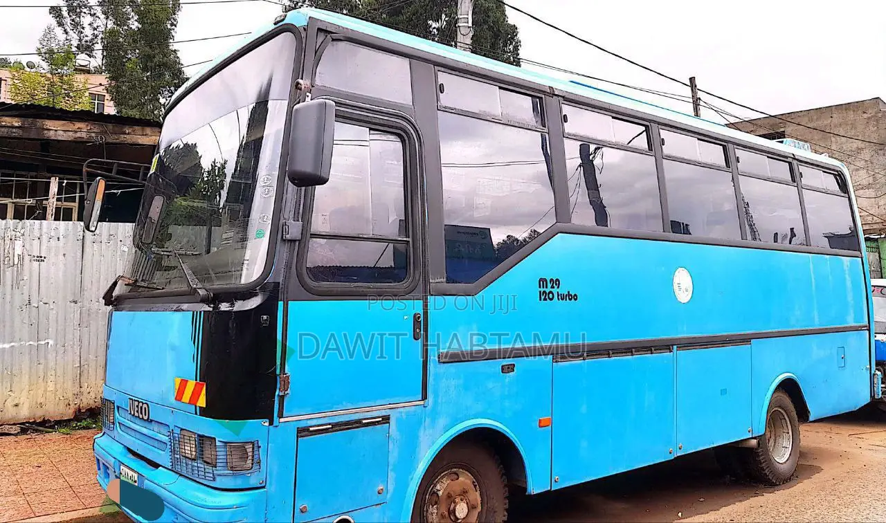 Iveco Massif 2007 Blue