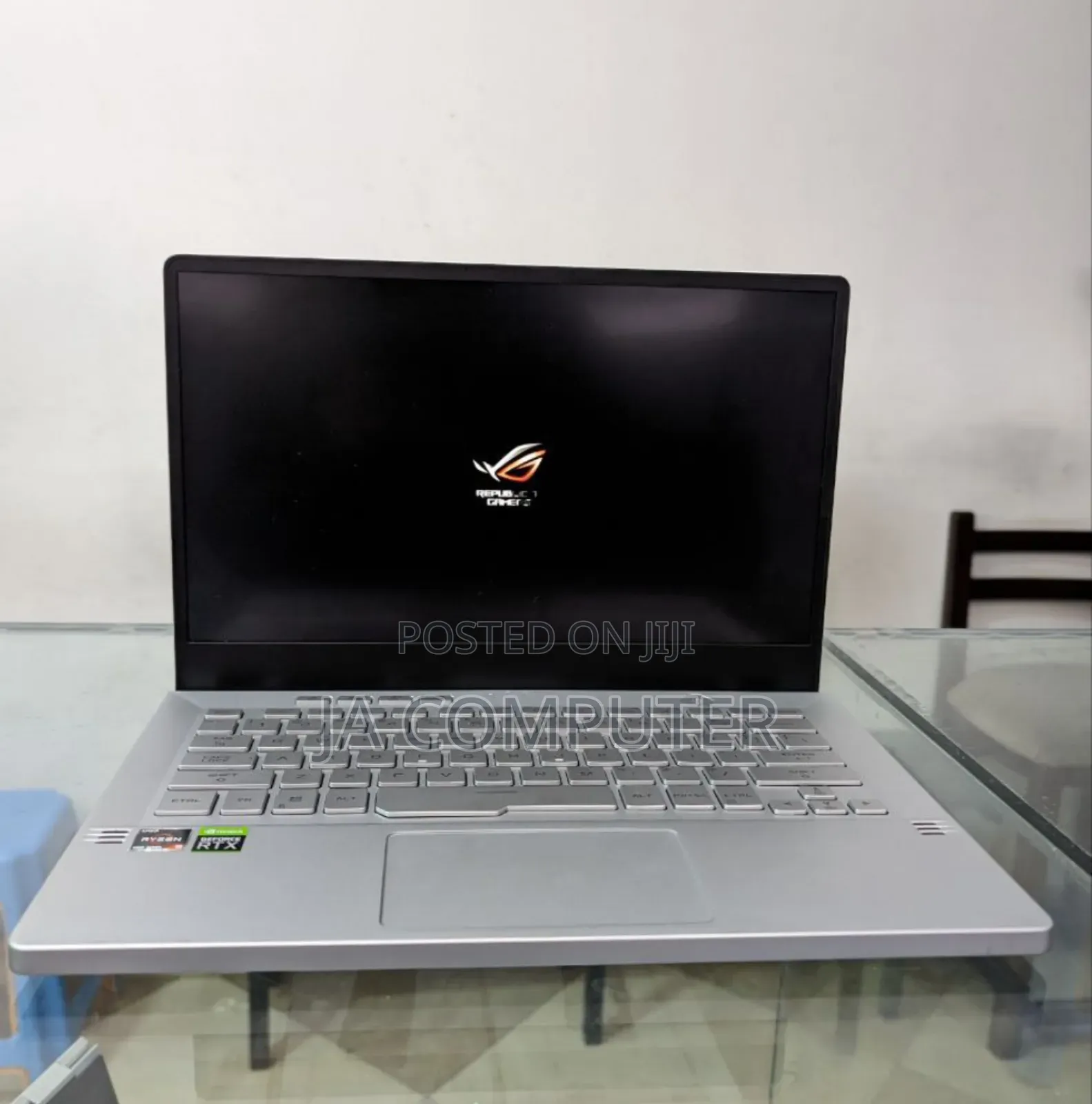 New Laptop Asus ROG Zephyrus G14 16GB AMD Ryzen 7 SSD 512GB