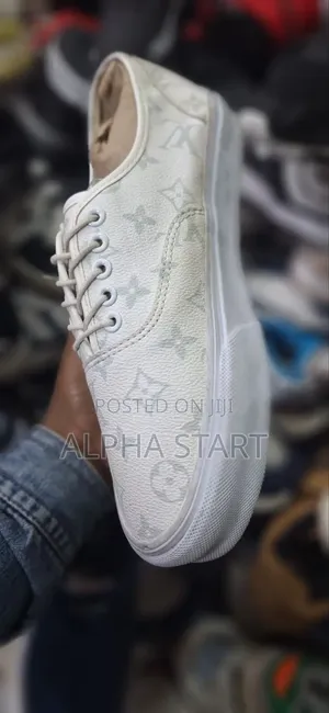 Vans Lather Master Quality Shoes for You