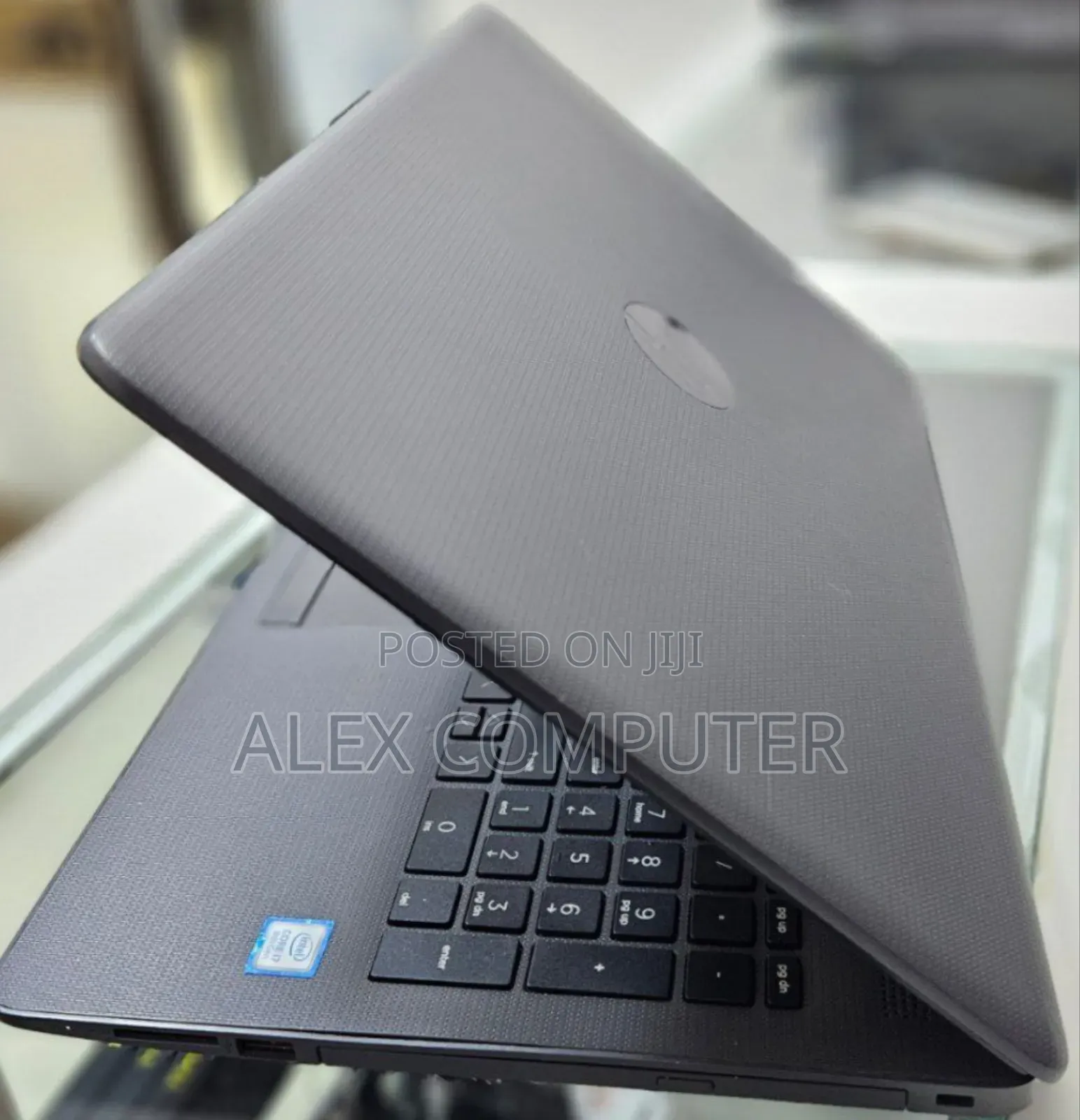 New Laptop HP Stream Notebook 8GB Intel Core I7 HDD 1T