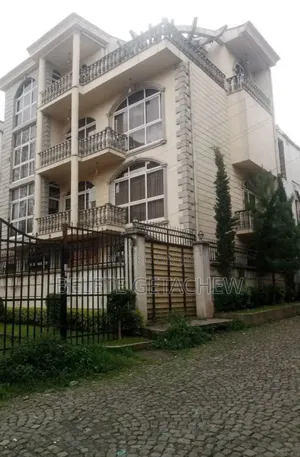 7bdrm House in ሰሚት ፍየልቤት, Bole for sale
