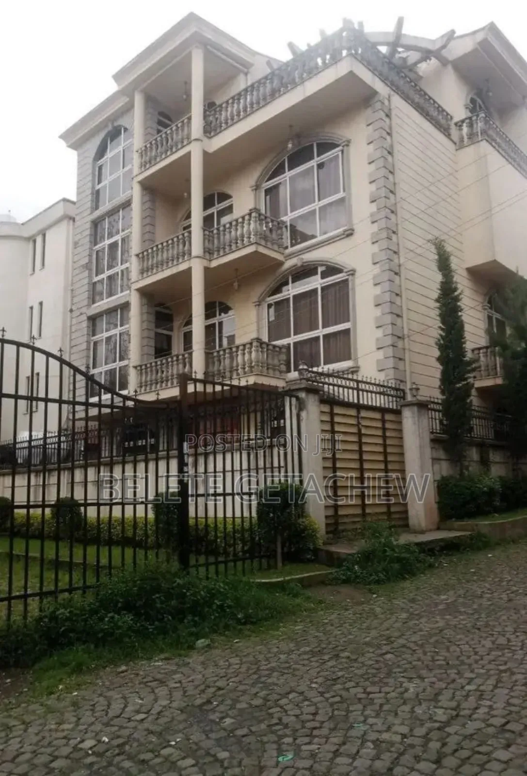 7bdrm House in ሰሚት ፍየልቤት, Bole for sale