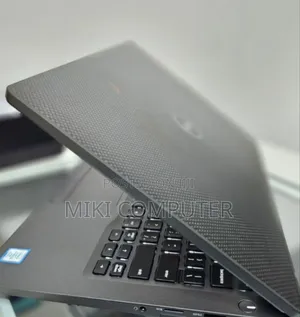 Photo - New Laptop Dell Latitude 7400 8GB Intel Core I5 SSD 256GB