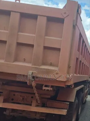 Sinotruck Gelibach 336hp 2025