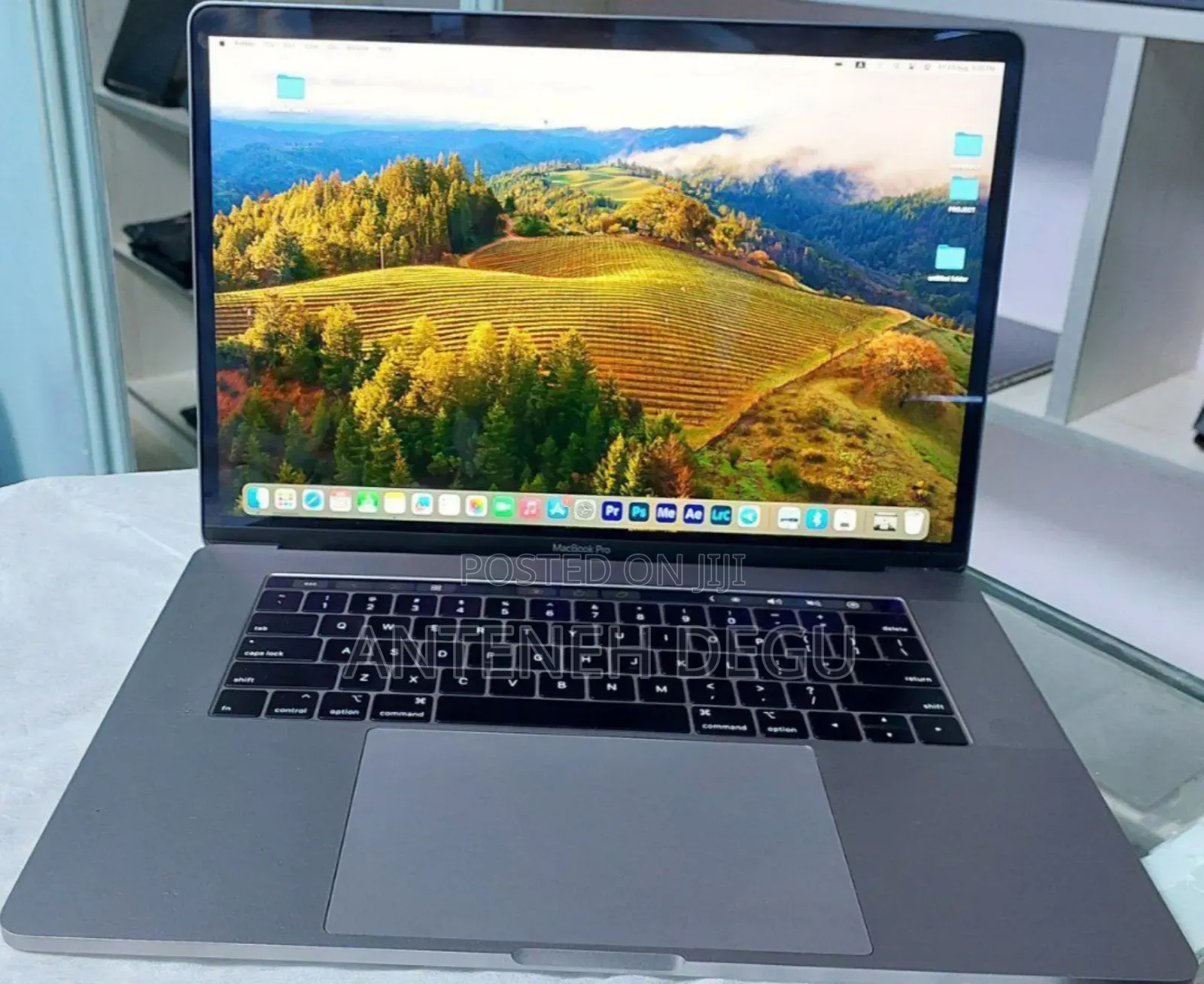 New Laptop Apple MacBook Pro 2019 32GB Intel Core I9 SSD 512GB