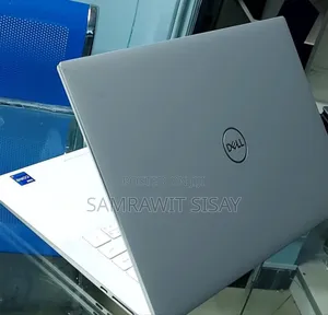 Photo - New Laptop Dell XPS 15 16GB Intel Core I7 SSD 1T