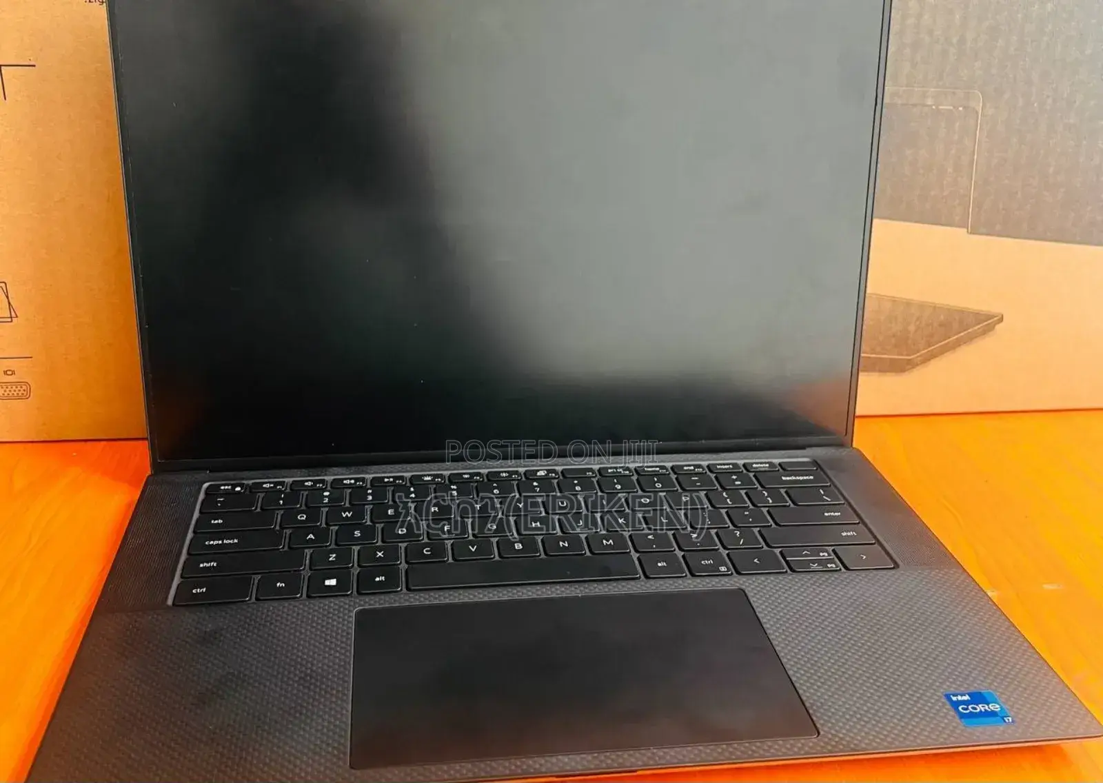 New Laptop Dell Precision 15 3520 16GB Intel Core I7 SSD 512GB