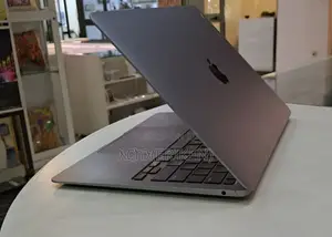 New Laptop Apple MacBook Air 2020 M1 8GB Apple M1 SSD 256GB