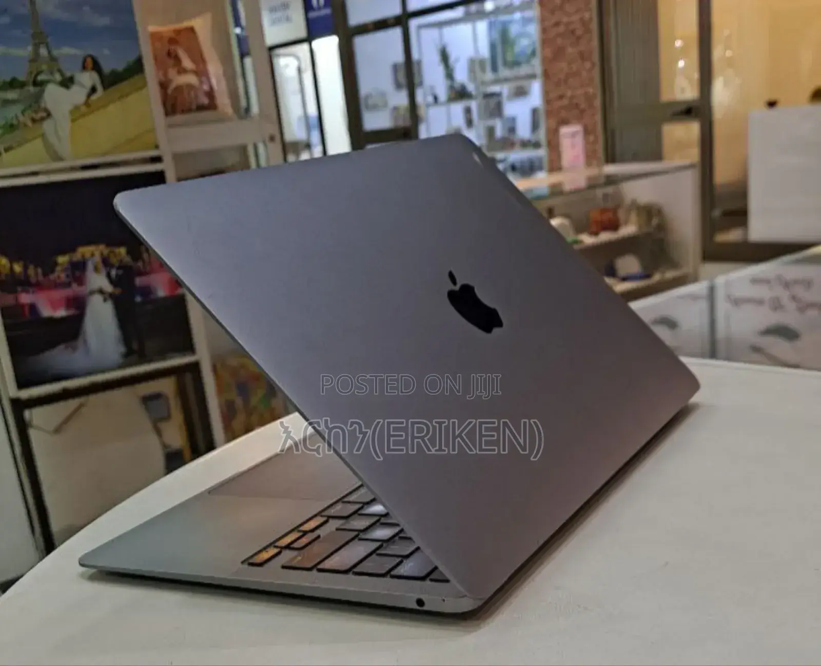 New Laptop Apple MacBook Air 2020 M1 8GB Apple M1 SSD 256GB