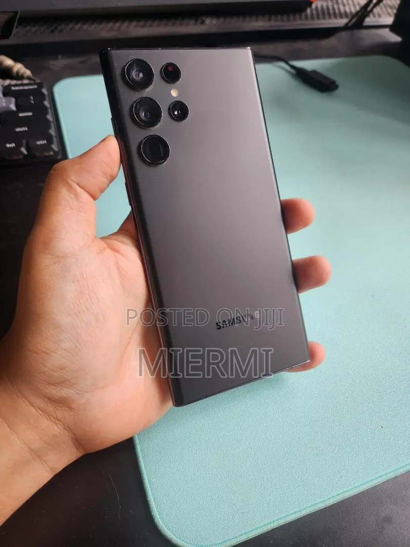 New Samsung Galaxy S22 Ultra 256 GB Black