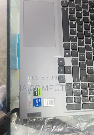 Photo - New Laptop Lenovo Legion 5i 16GB Intel Core I7 SSD 1T