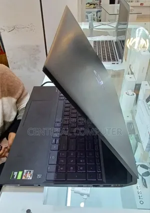 New Laptop HP Pavilion 14-Ce3064st 8GB AMD Ryzen 5 SSD 512GB