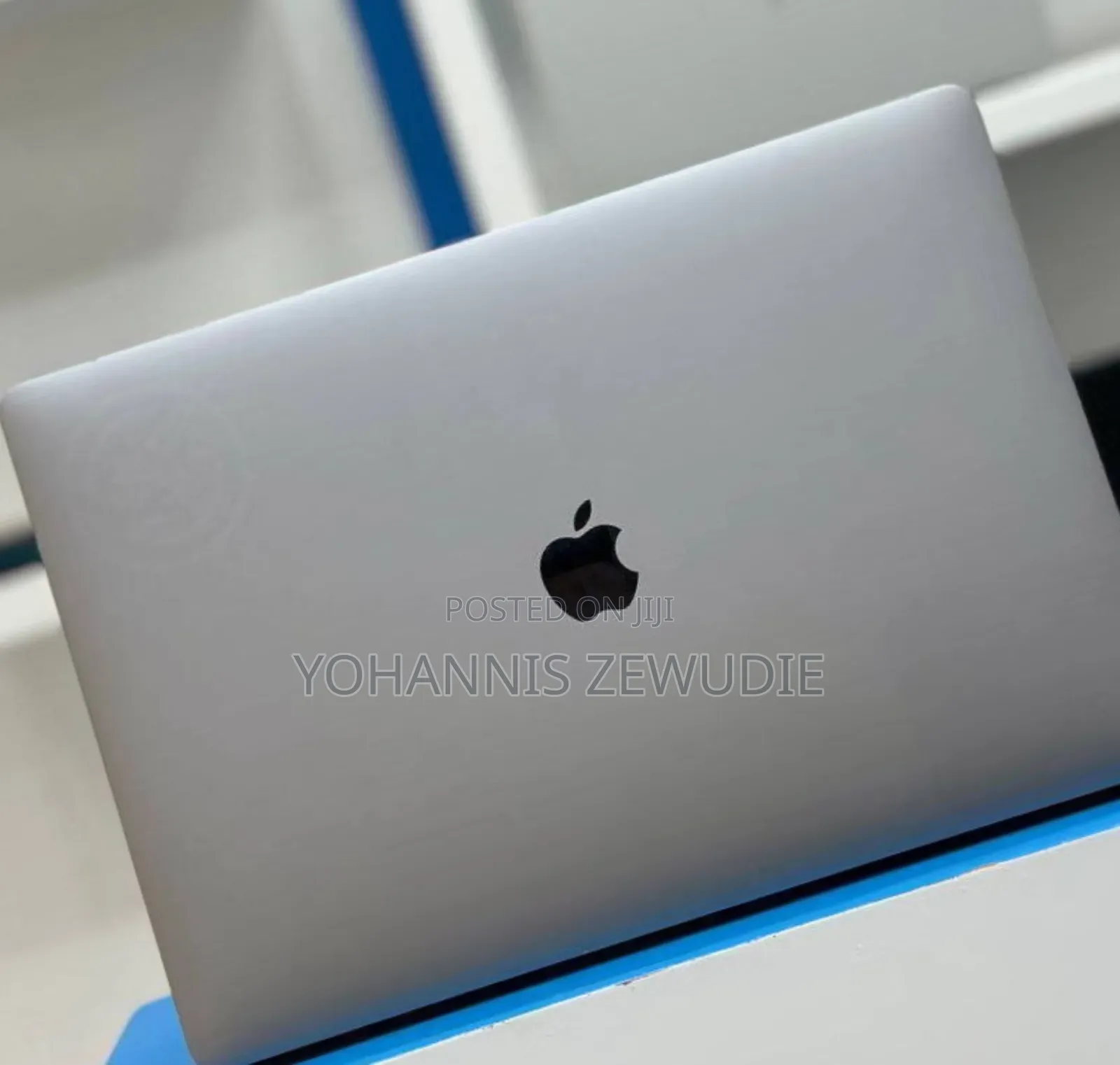 New Laptop Apple MacBook Pro 2017 16GB Intel Core I7 SSD 512GB