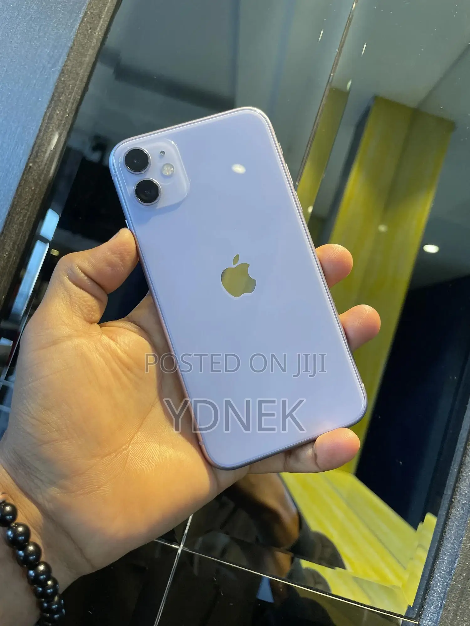 Apple iPhone 11 64 GB Purple