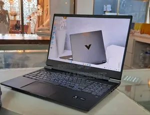 New Laptop HP Victus 15 16GB Intel Core I7 SSD 512GB