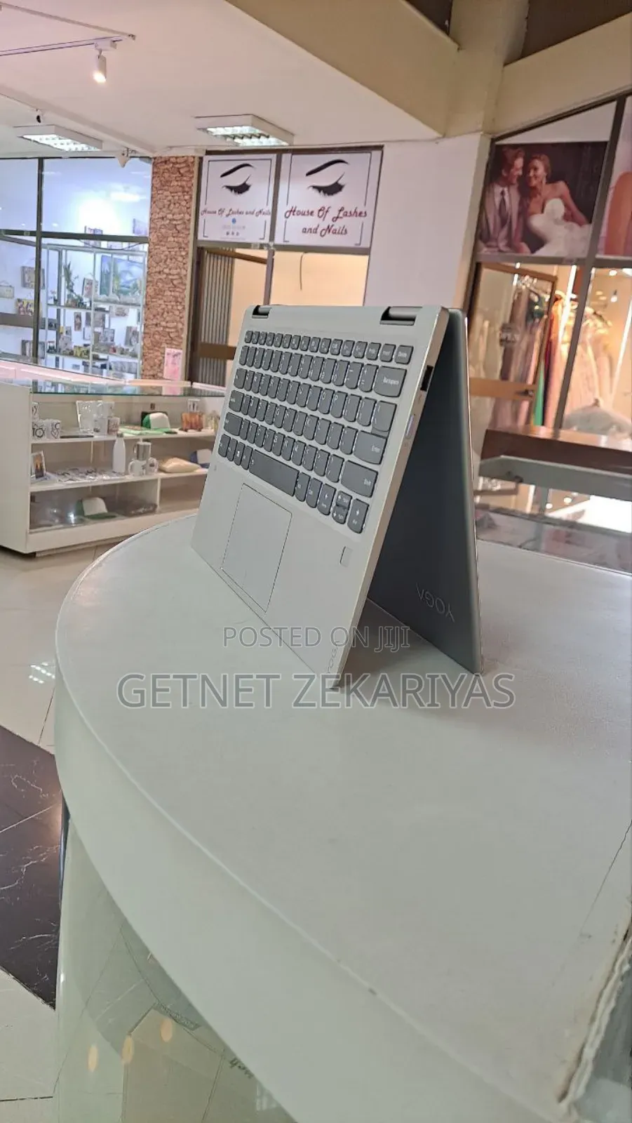 New Laptop Lenovo Yoga 730 8GB Intel Core I5 SSD 512GB