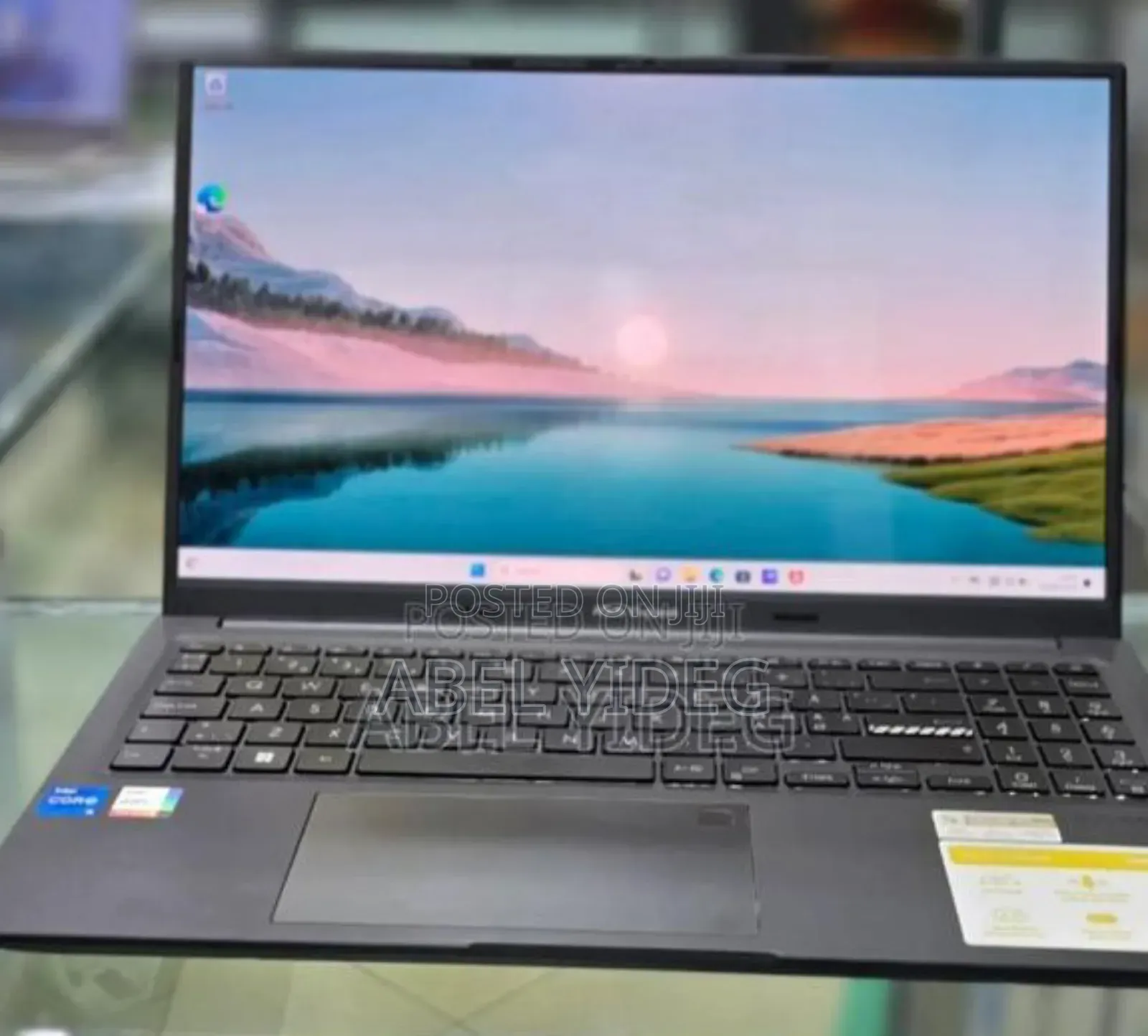 New Laptop Asus VivoBook V551LA 16GB Intel Core i5 SSD 512GB