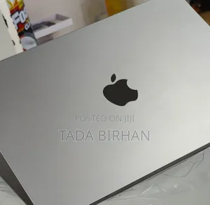 New Laptop Apple MacBook Air 2022 M2 8GB Apple M2 Ultra SSD 256GB