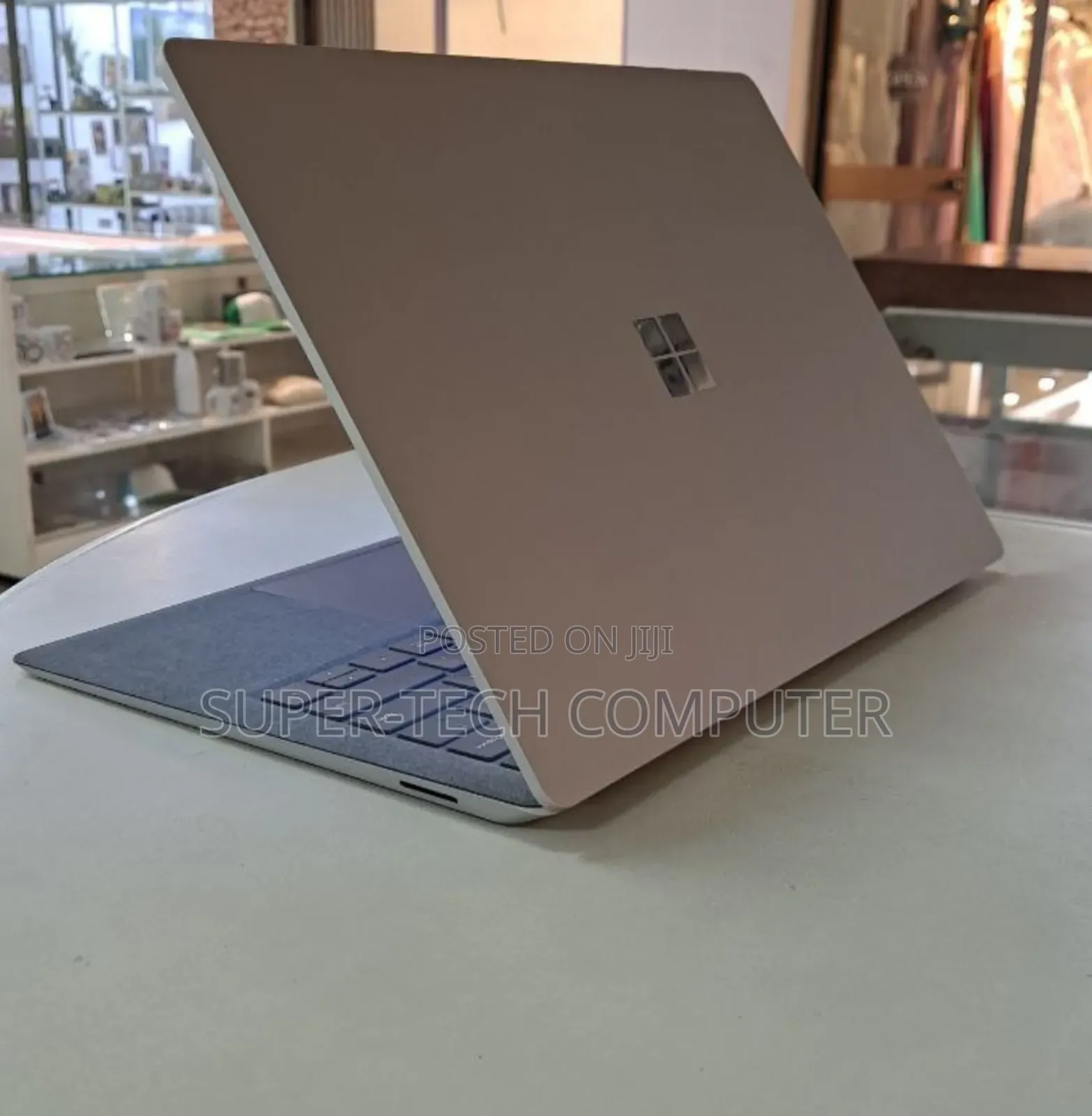 New Laptop Microsoft Surface 16GB Intel Core I7 SSD 256GB