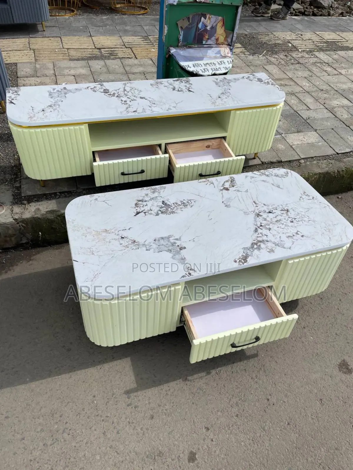 1,50 Cm ቲቪ እስታንድ እና ጠረጴዛ