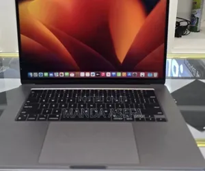 Photo - New Laptop Apple MacBook Air 2022 M2 8GB Apple M2 SSD 256GB