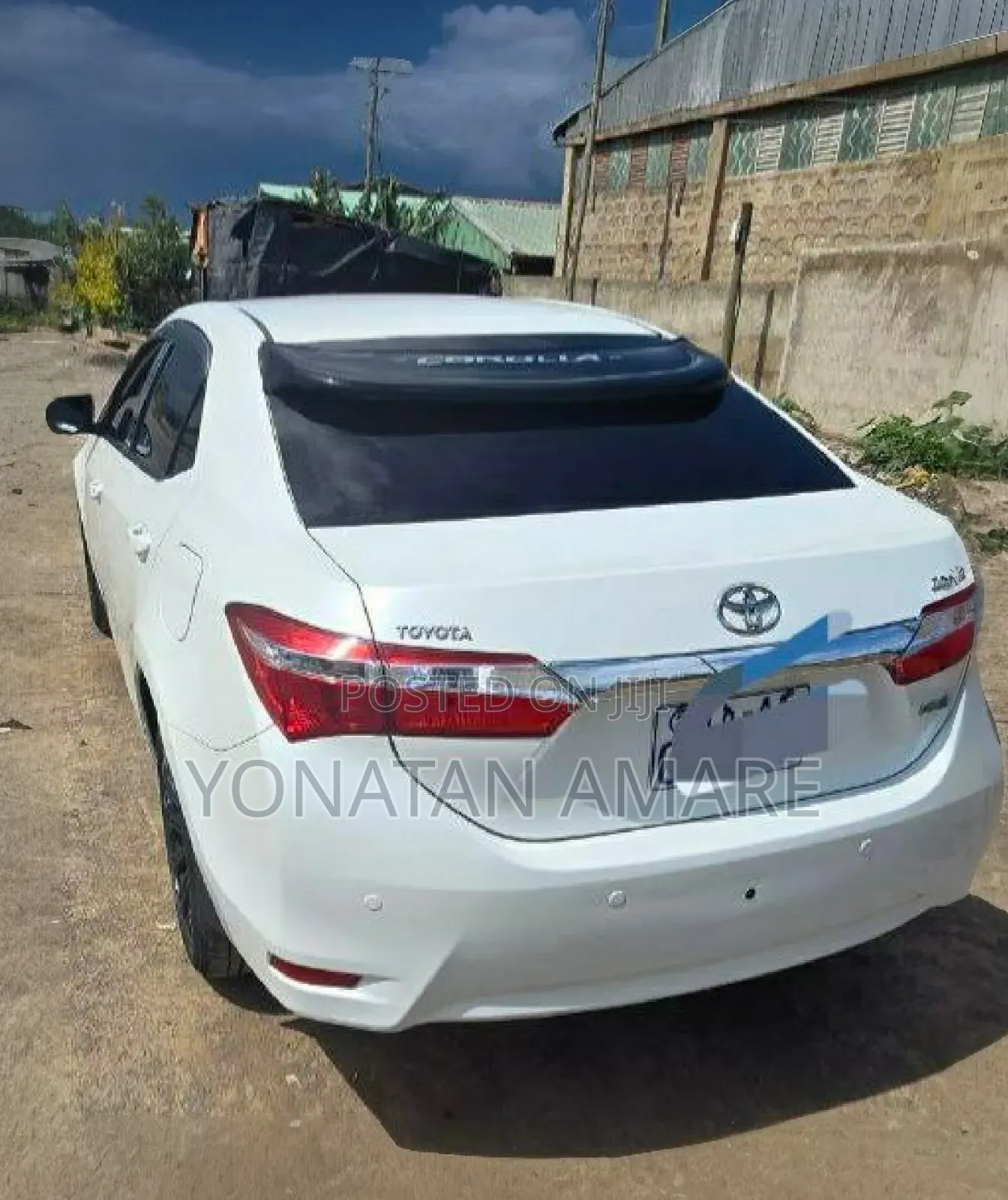 Toyota Corolla 2015 White
